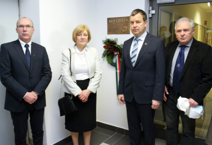 Egykori rektora előtt tiszteleg az egyetem