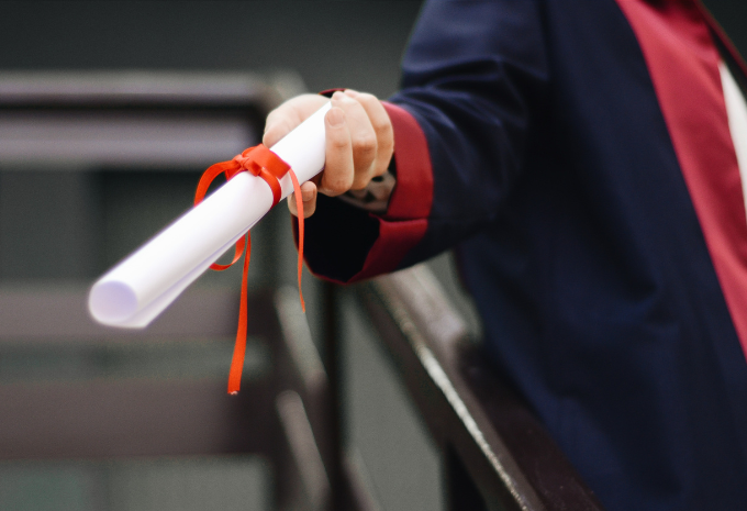 Diplomaátadó ünnepségek